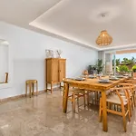 Vivi Homes - Boho Sunrise Alminar Pool, Garden & Terrace Διαμέρισμα *