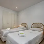 Διαμέρισμα Vivi Homes - Boho Sunrise Alminar Pool, Garden & Terrace