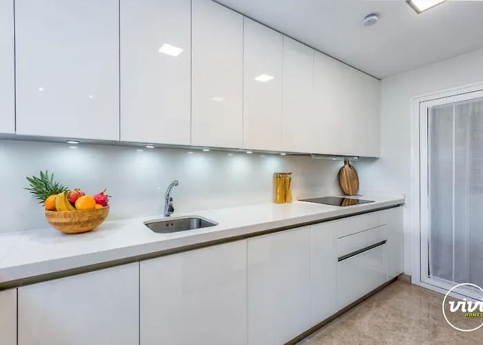 Vivi Homes - Boho Sunrise Alminar Pool, Garden & Terrace Apartamento *