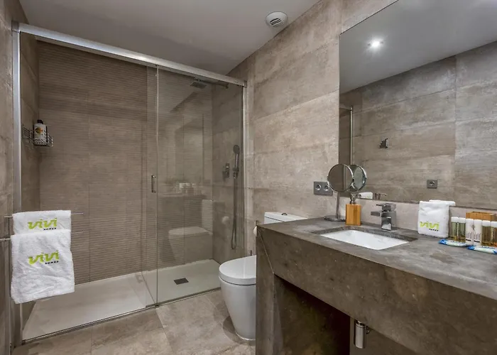 Vivi Homes - Boho Sunrise Alminar Pool, Garden & Terrace Apartamento Marbella